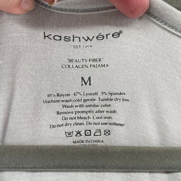 Kashwere Beauty Fiber Collagen Pajama Top Size Medium - Picture 2 of 7
